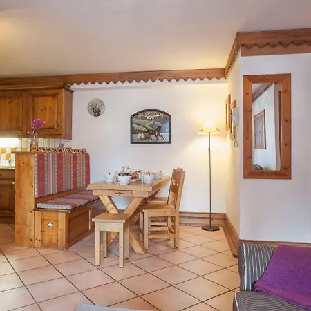 Pierre & Premium La Ginabelle Aparthotel 4*