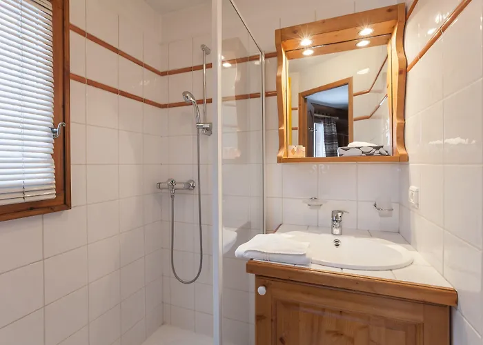 Pierre & Premium La Ginabelle Aparthotel Chamonix