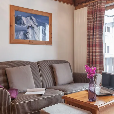 Апарт-отель Pierre & Premium La Ginabelle 4*