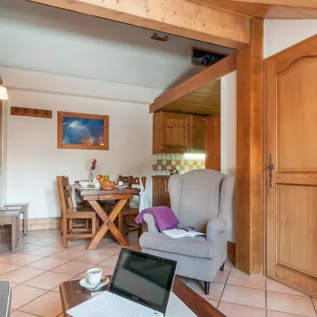 Pierre & Premium La Ginabelle Апарт-отель