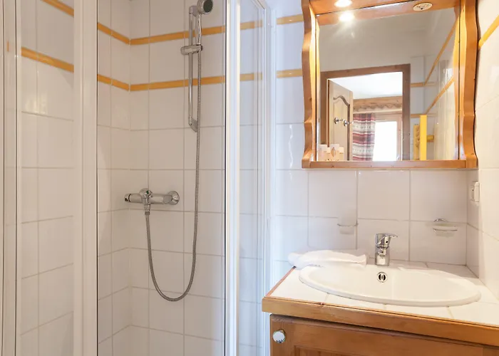 Pierre & Premium La Ginabelle Apart-hotel 4*