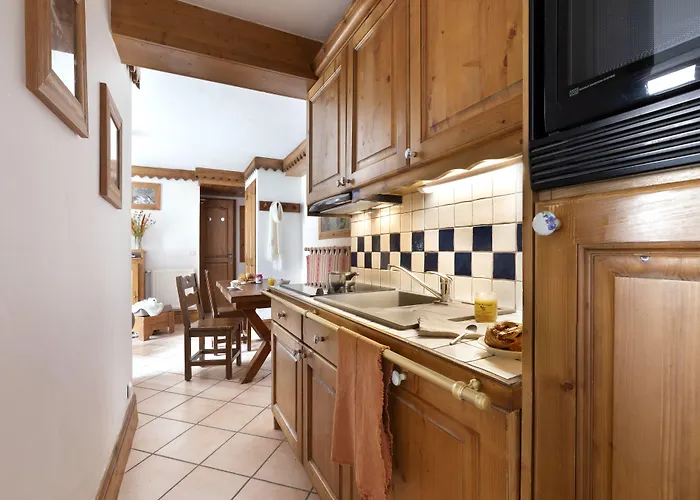 Aparthotel Pierre & Premium La Ginabelle 4*